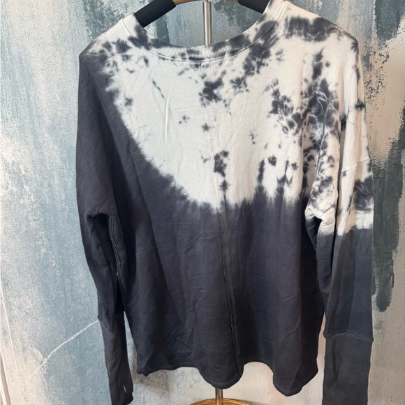 Red Haute Tye Dye Thermal Lounge 2 Pc Set - Picture 5 of 8